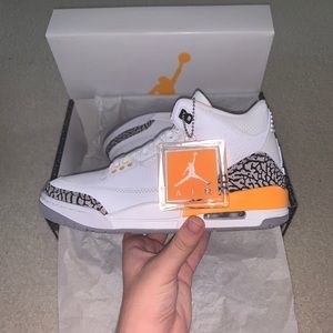 Air Jordan 3 Laser Orange (Size 7W)